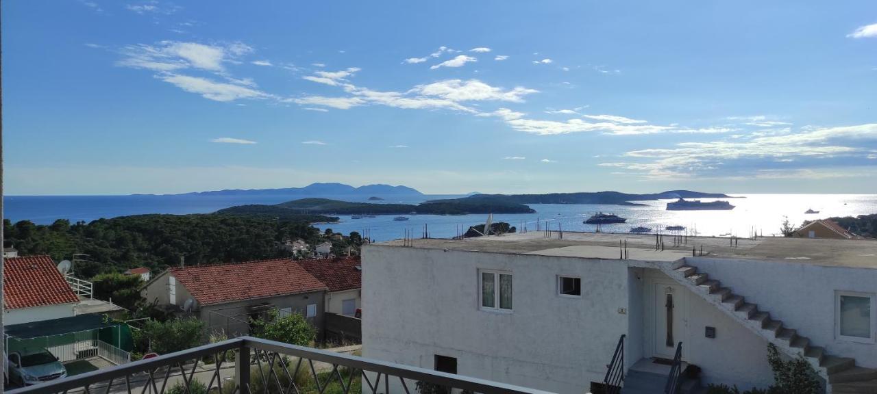 Apartment Lantana Hvar Hvar Town Bagian luar foto